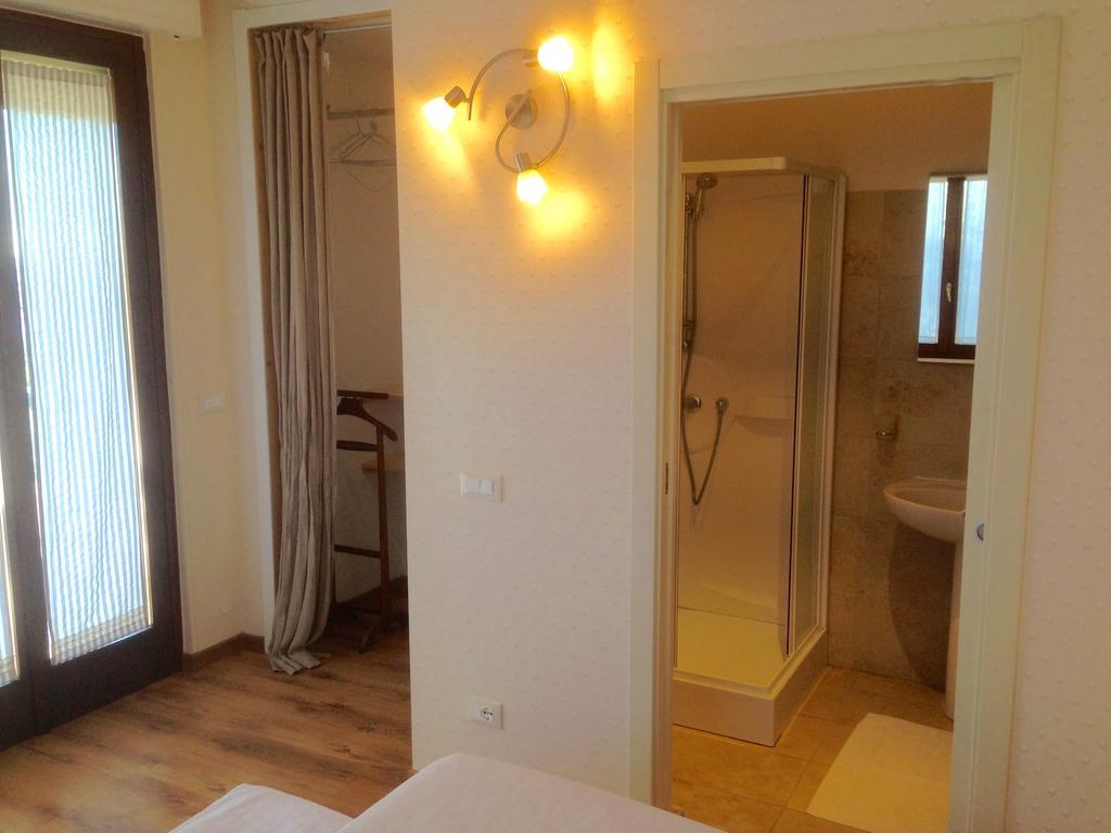 Dal Generale Hotel Moniga del Garda Room photo