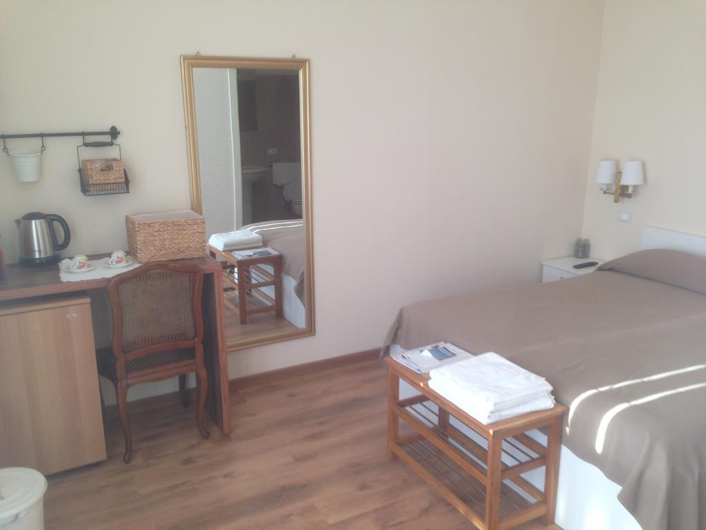 Dal Generale Hotel Moniga del Garda Room photo